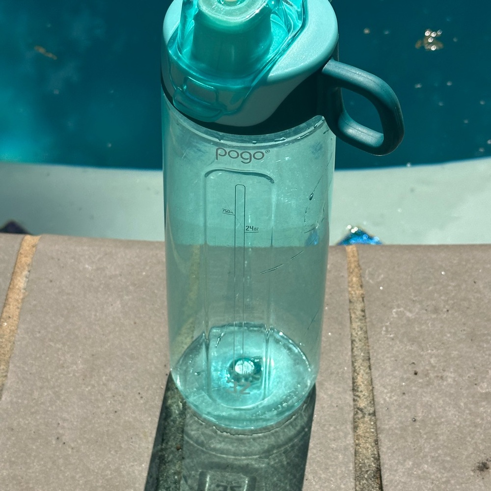 Pogo Aqua Water Bottle